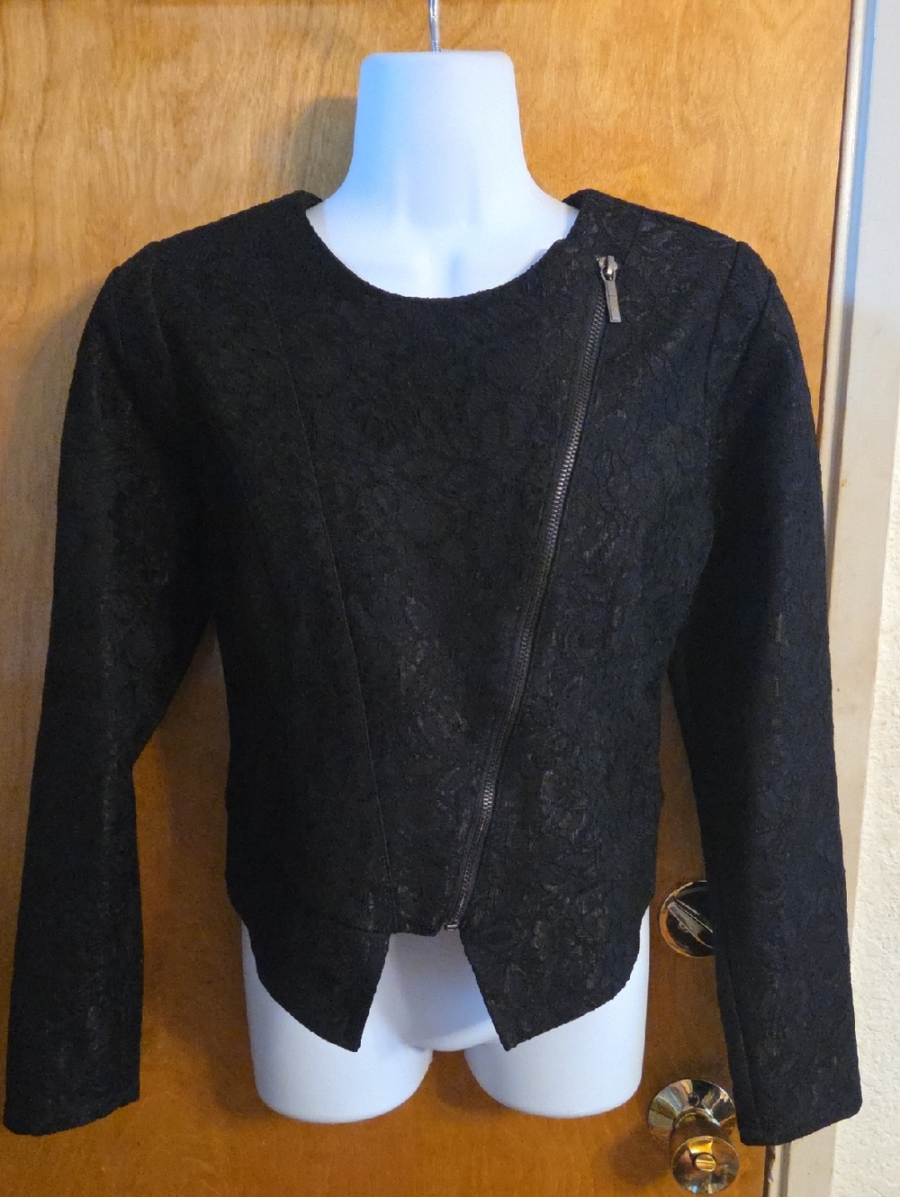 Kardashian Kollection‎ Cropped Lace Biker Jacket Size Medium